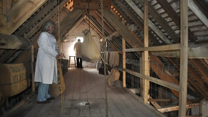 Sack Hoist